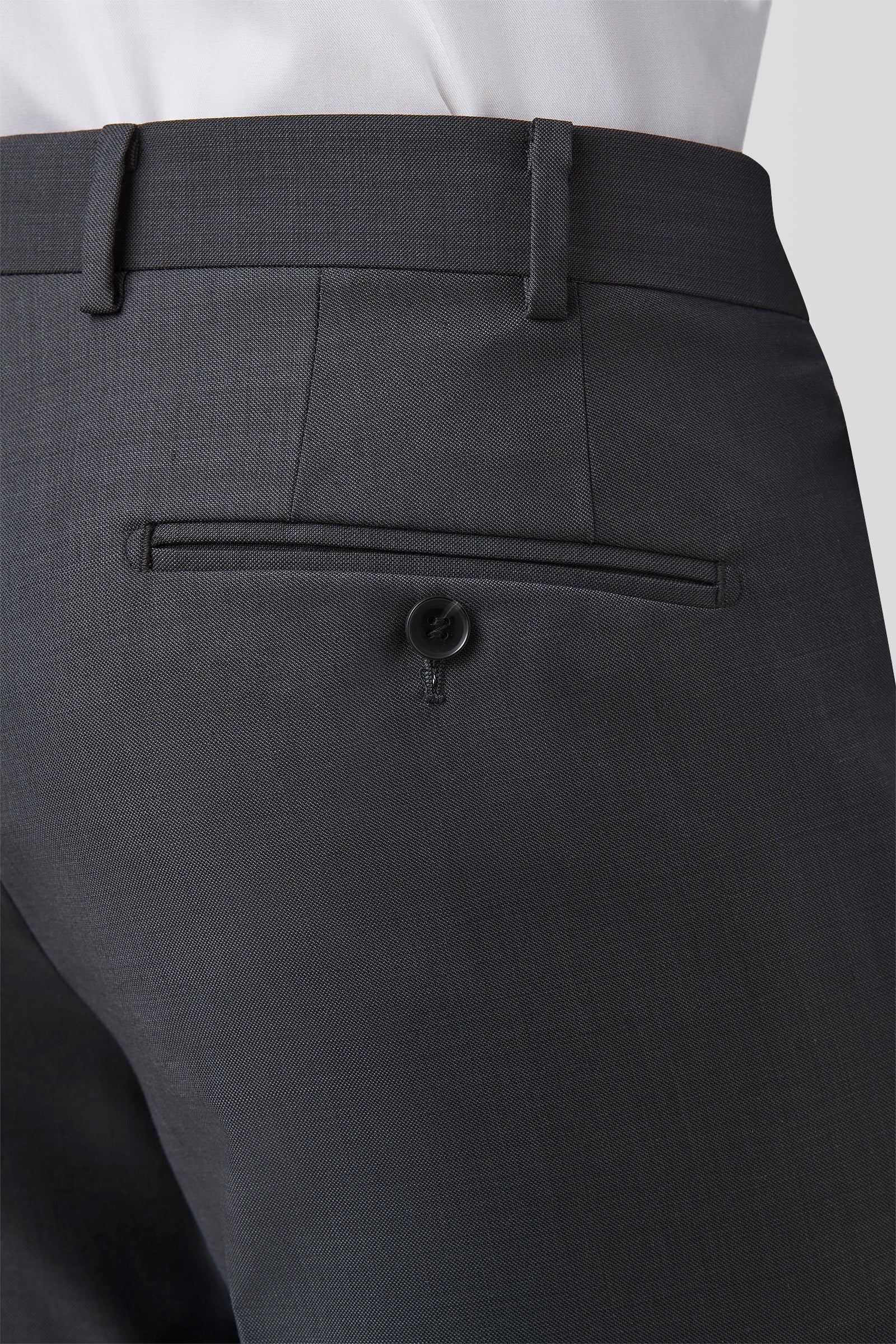 F2042_JETT-TROUSER_PCTO000051_CHR_4_uiiyt9_1760046332
