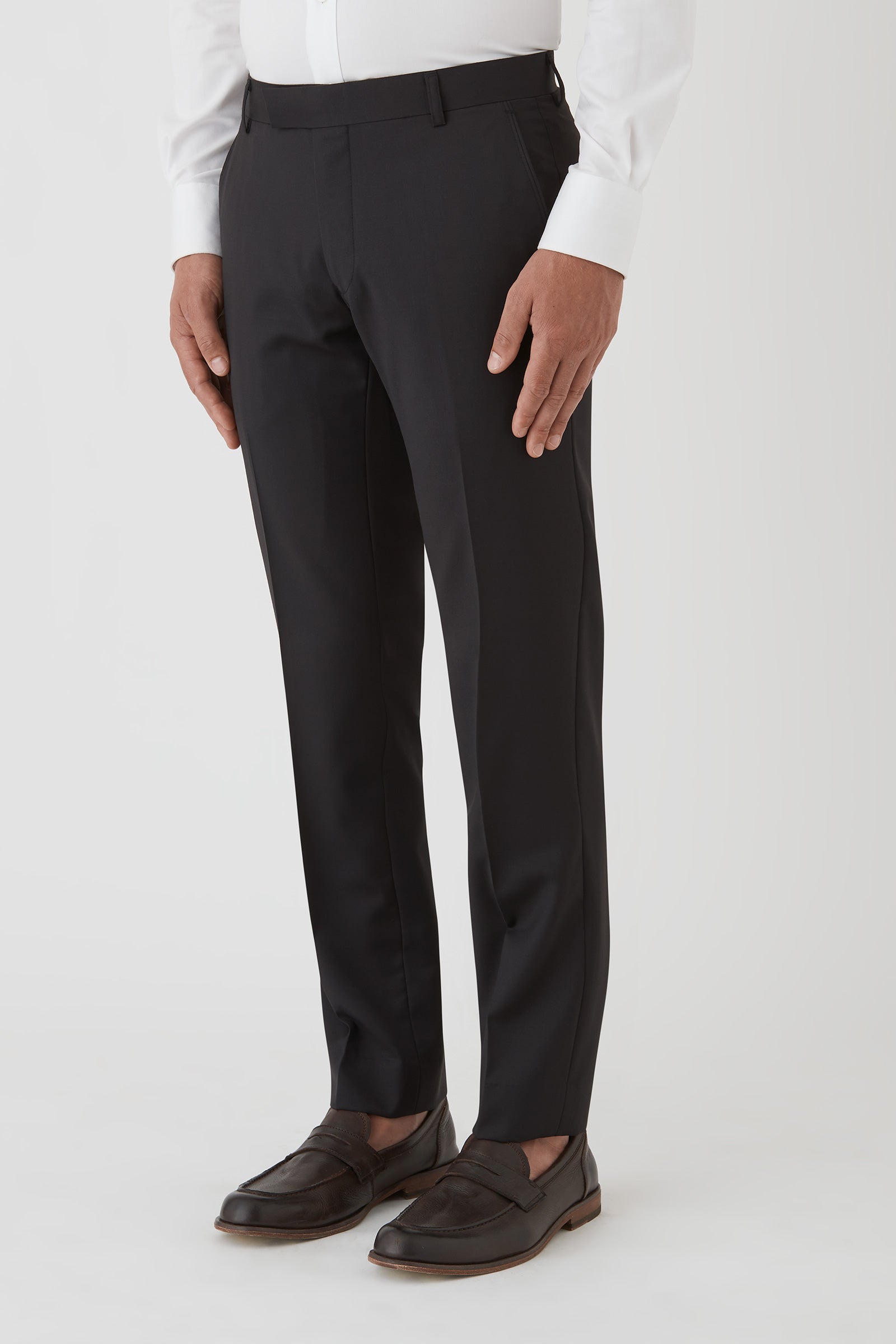 F34087_REBELLION-TROUSER_PGEO0057T4_BLK_2_bgccu4_1740364000