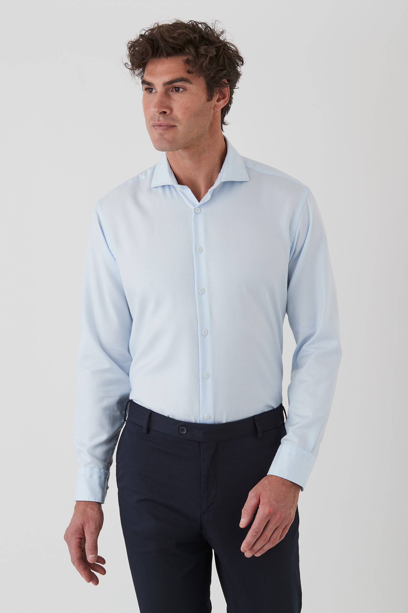 FFU008_WINTON-SHIRT_PFHU000008_SKY_2_klla7g_1747788895