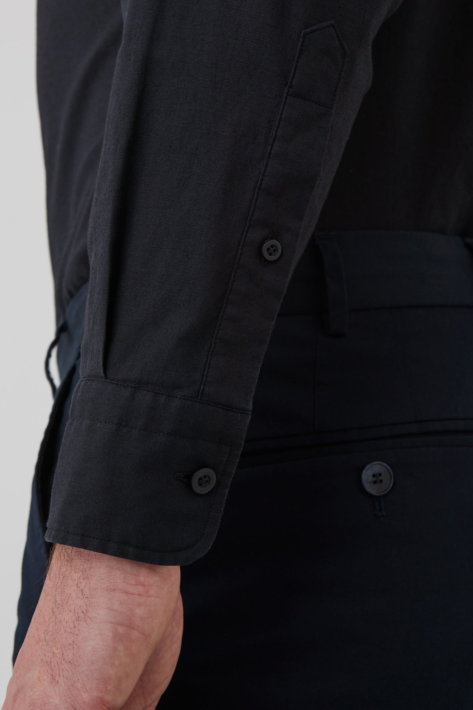 FFU018_WINTON-SHIRT_PFHU000018_BLK_5_icduwt_1747788912