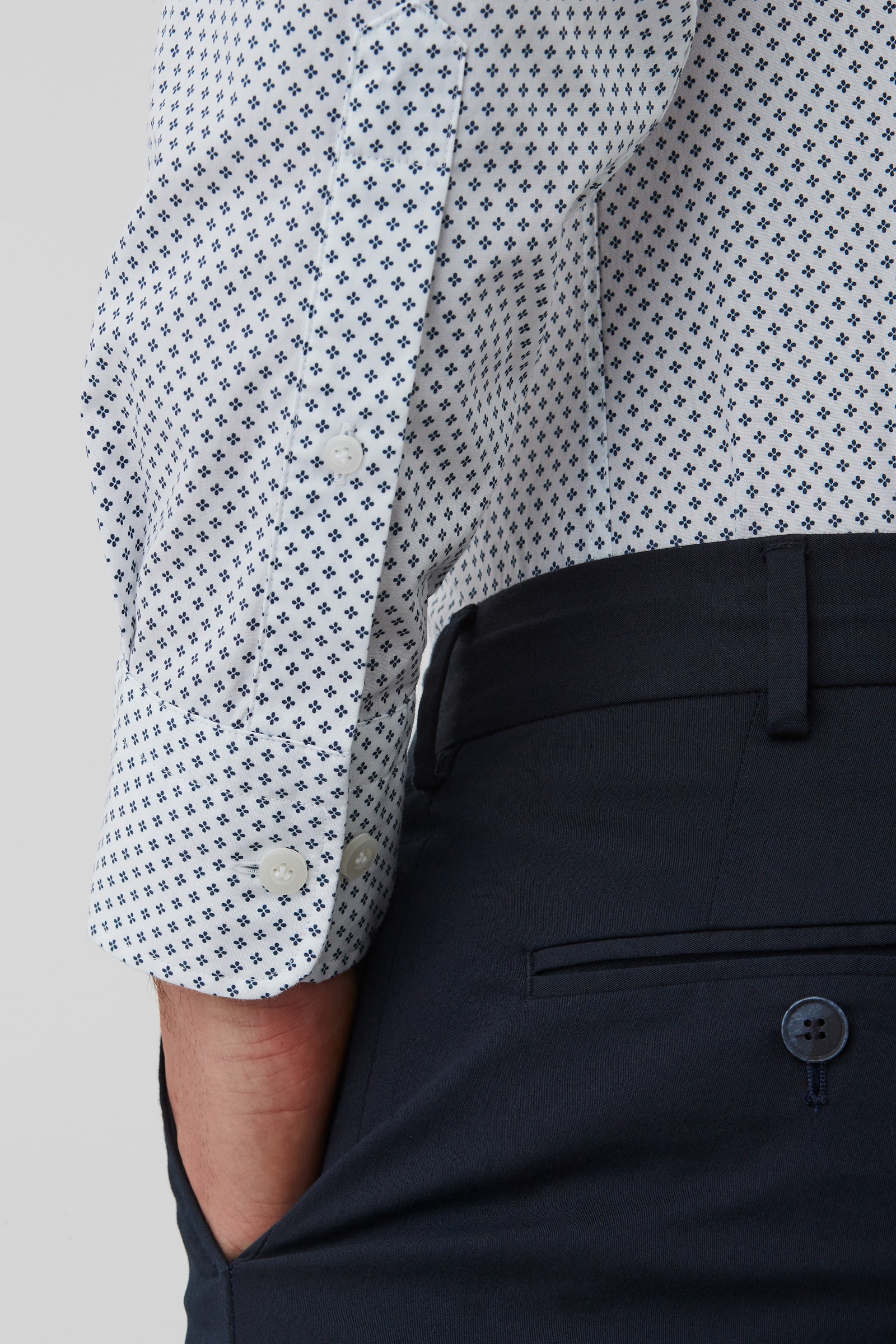 FFU022_WINTON-SHIRT_PFHU000022_NVY_5_fvyofj_1747788927