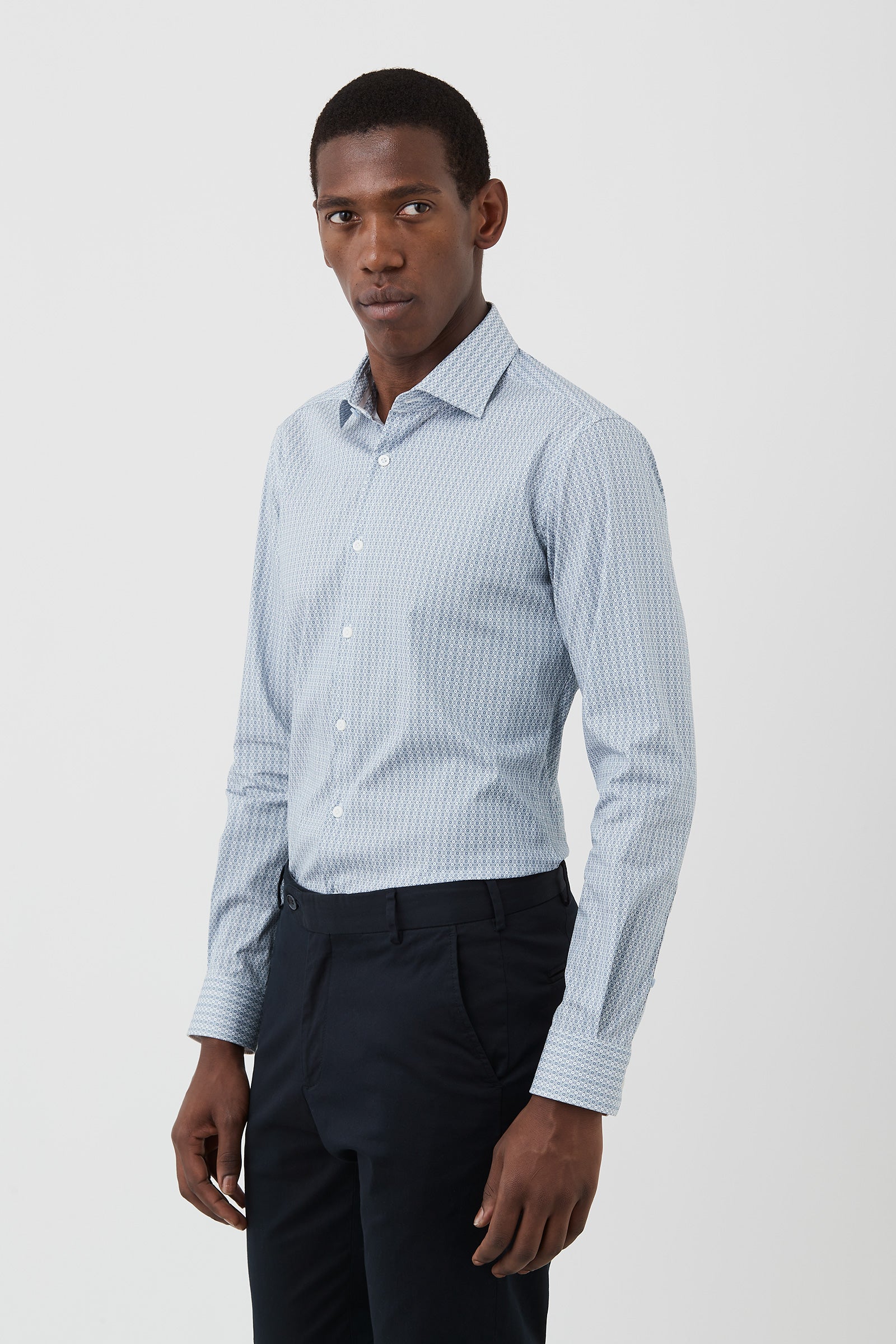 FGU676_MOTION-SHIRT_PGHU000676_SKY_3_h0ei0u_1749172908