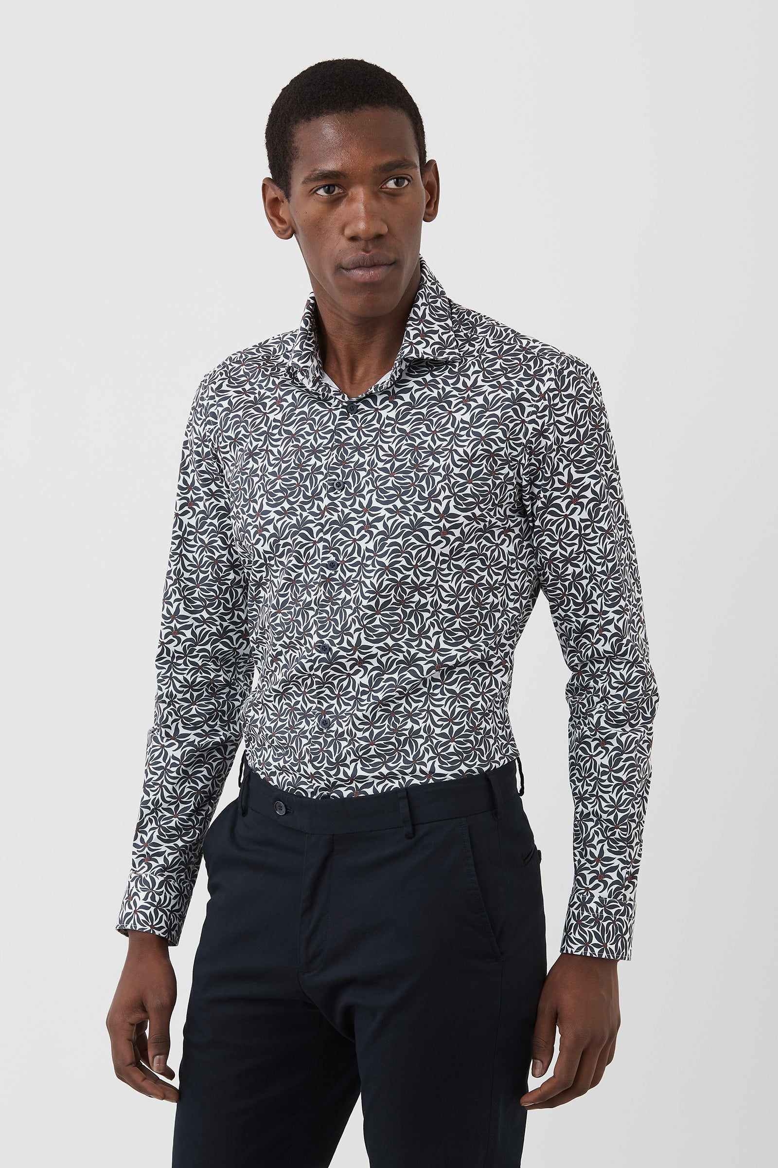 FGU678_MOTION-SHIRT_PGHU000678_NVY_3_ndc52n_1749172921