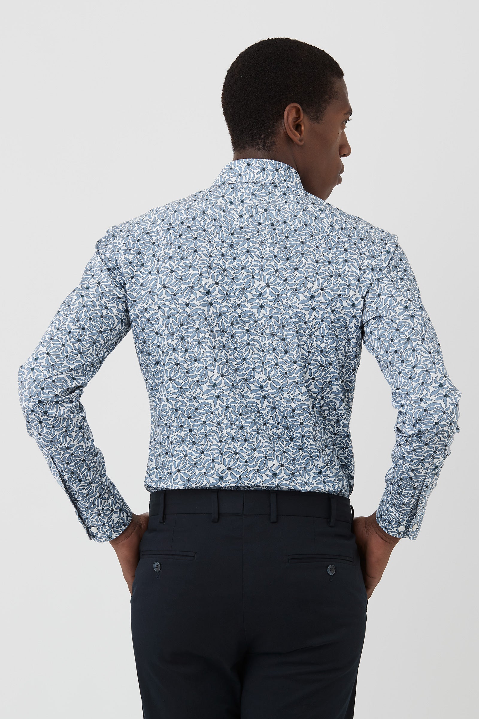 FGU678_MOTION-SHIRT_PGHU000678_SKY_4_bm2xdp_1749172926