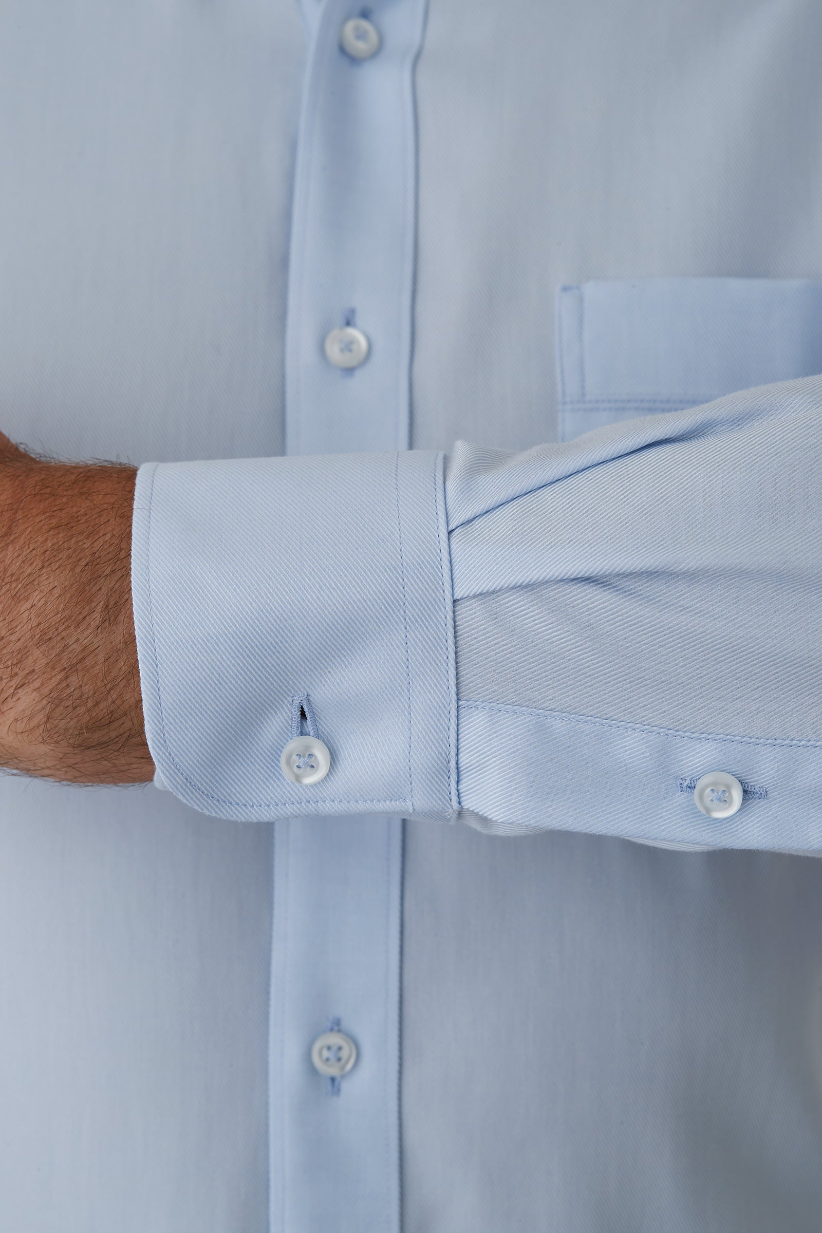 FN1040_WINDSOR_PNHSS00013_SKY_6_lu74ou_1753410034