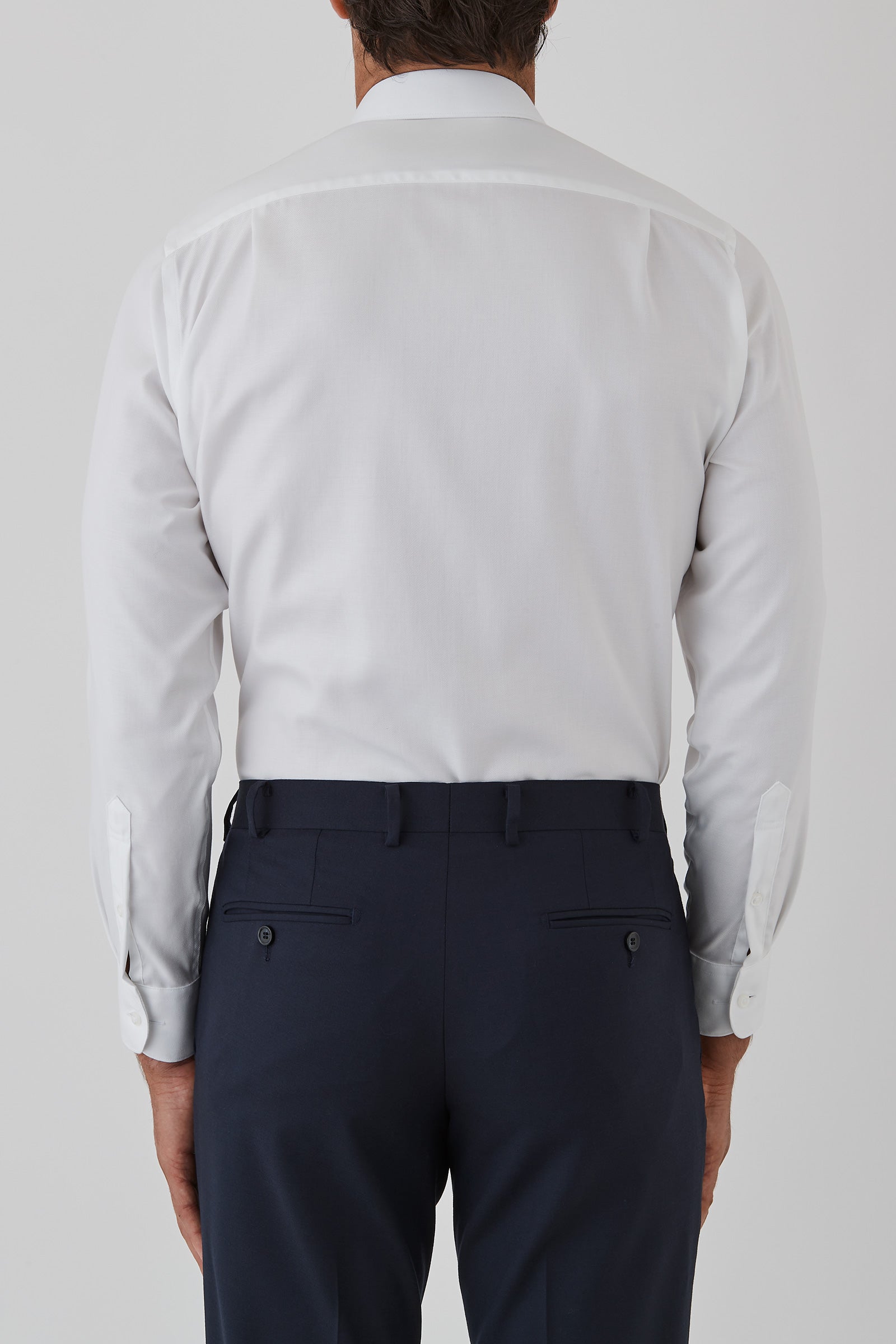 FN1040_WINDSOR_PNHSS00013_WHT_5_voicdv_1753410038