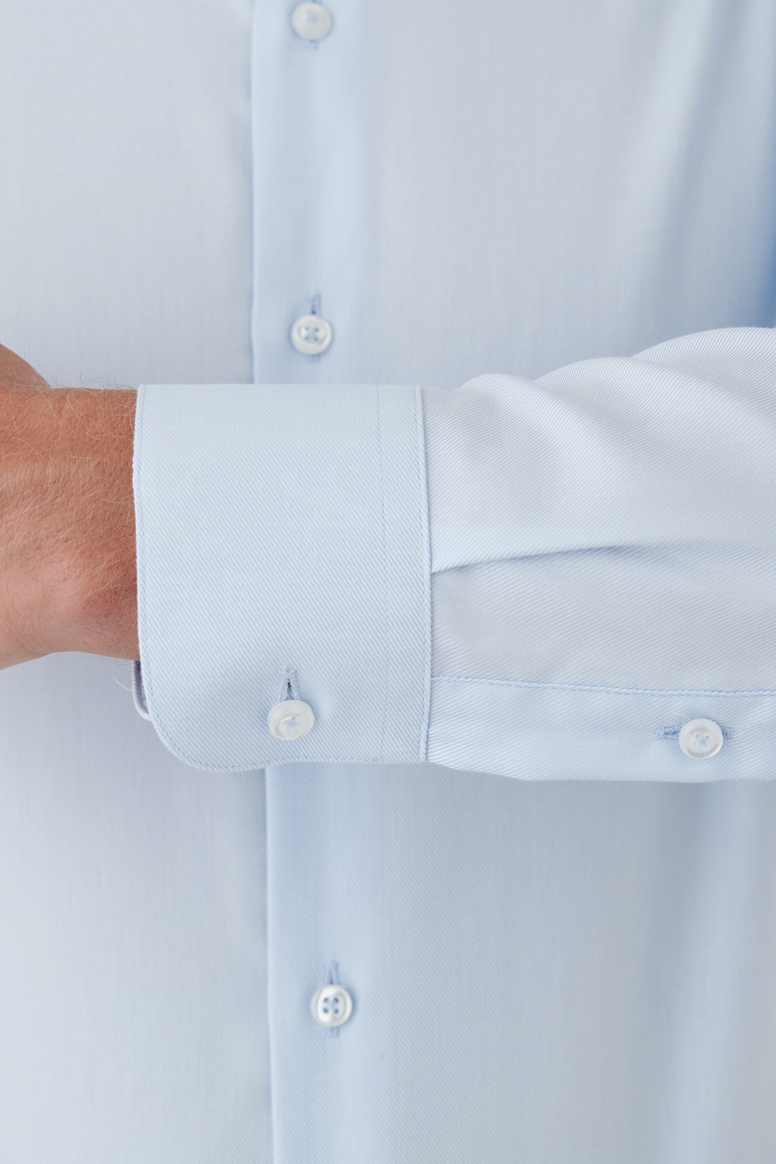 FN1040_WINSTON_PNHSS00014_SKY_6_yw0gux_1753410049