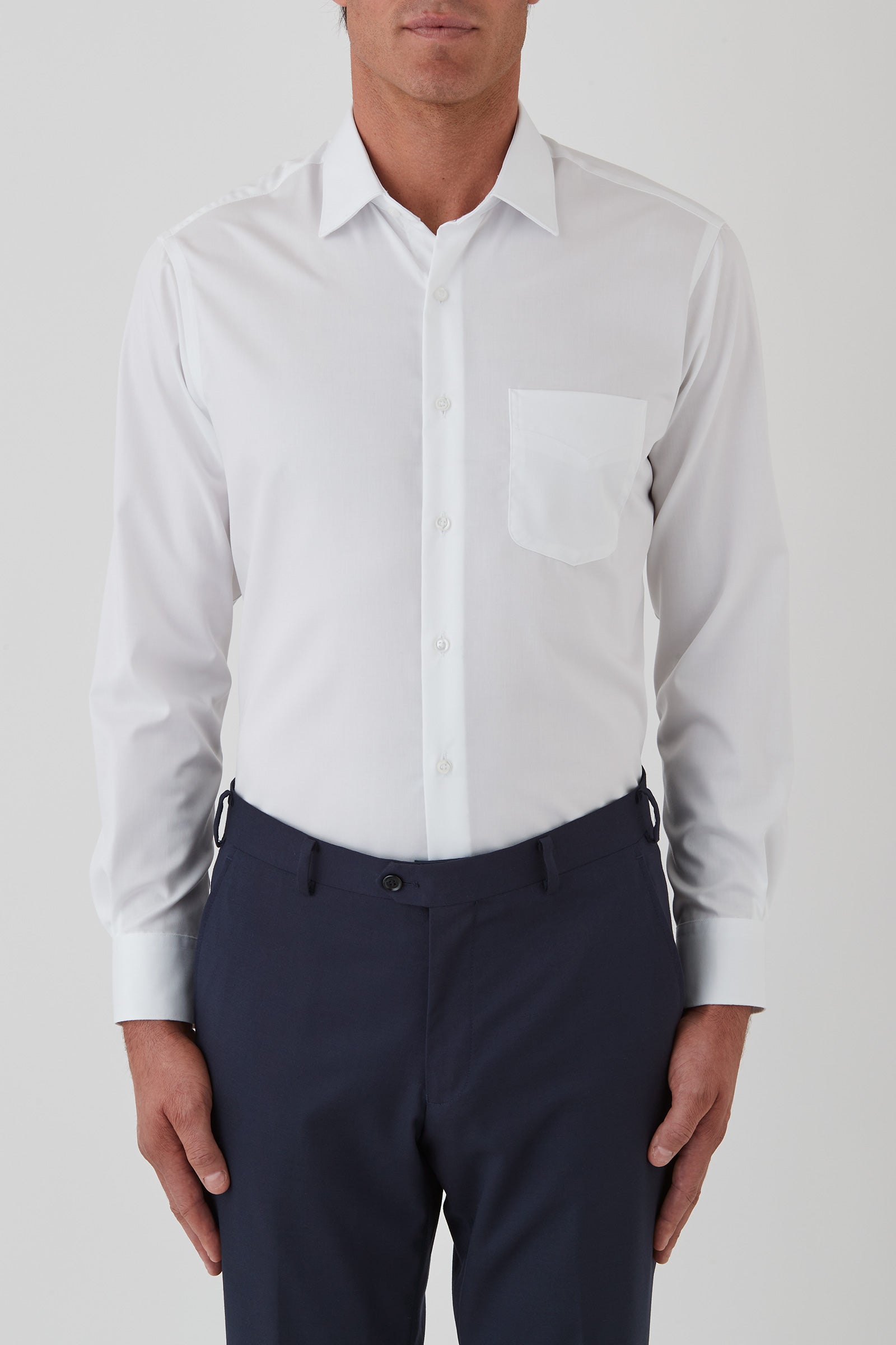 FN1057_RONAN_PNHSS00020_WHT_3_bqnqkf_1753410101