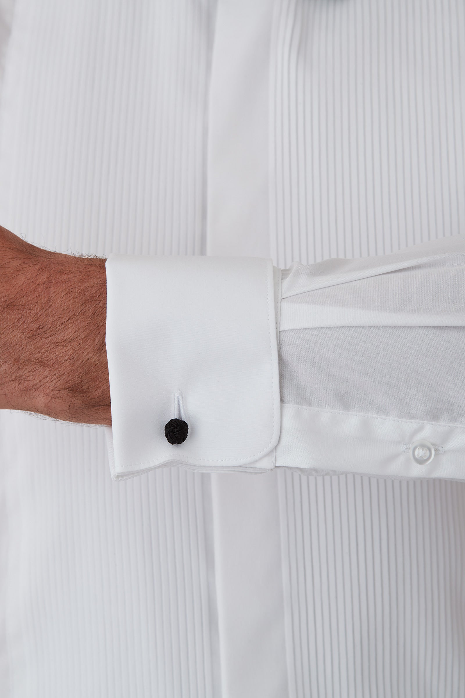 FN1080_ALISTAIR_PNHSS00027_WHT_6_mqx7et_1753410142