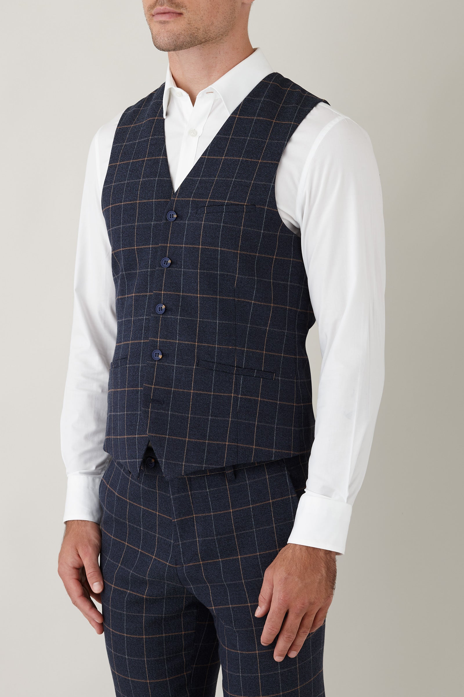 TOM VEST