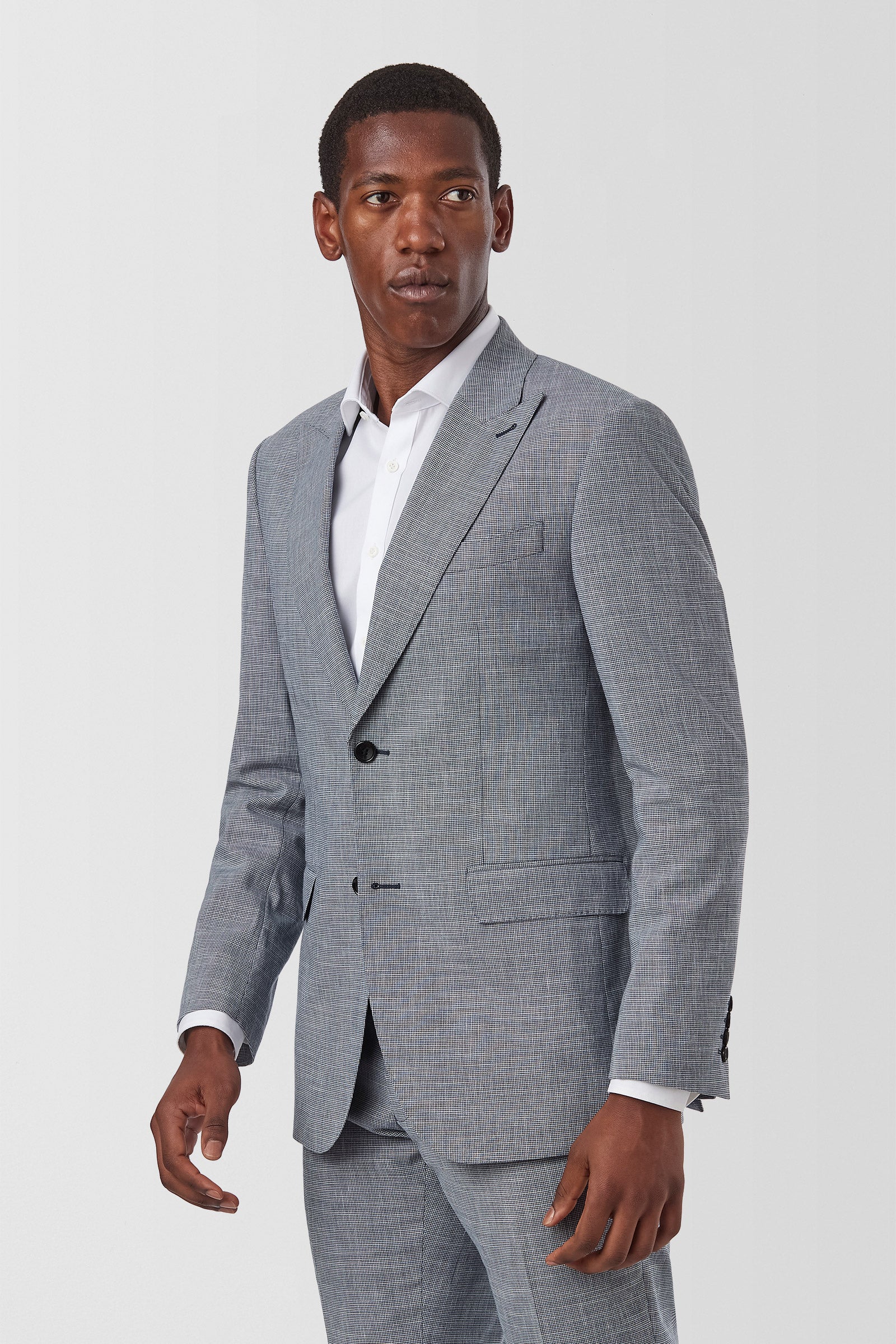 FCW261_TRENTHAM-JACKET_PCEW0261C1_NVY_2_fkpkso_1762277550