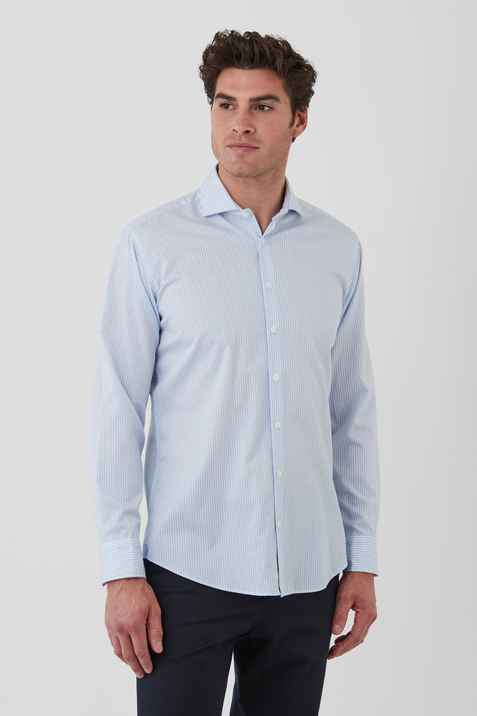 FFU007_WINTON-SHIRT_PFHU000007_SKY_3_y18el5_1747788892