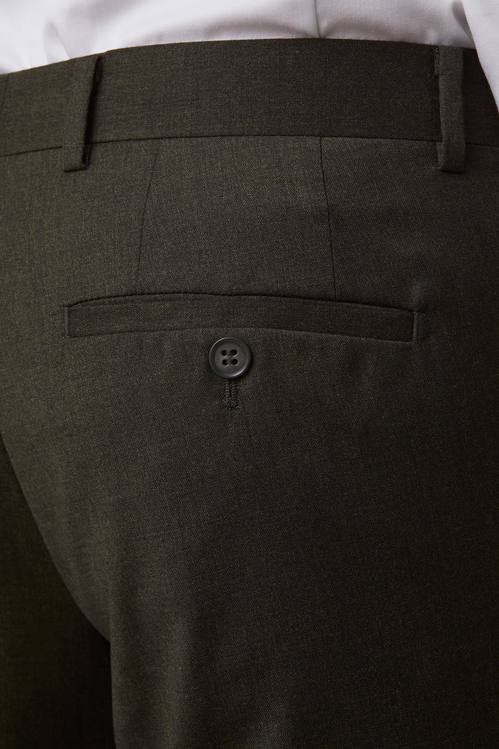 FGV602_CAPER-TROUSER_PGEV0602T1_OLV_4_epocw2_1763942772