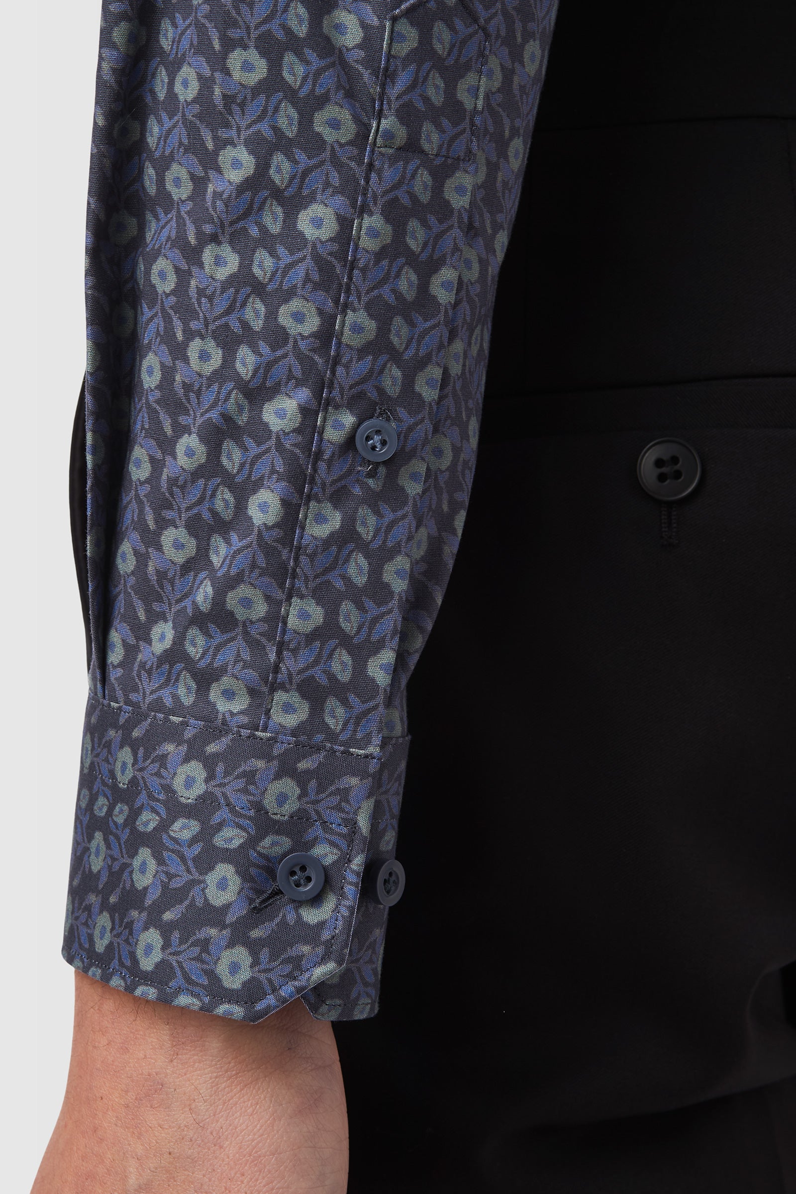 FGV634_MOTION-SHIRT_PGHV000634_NVY_4_rnljoq_1763942853