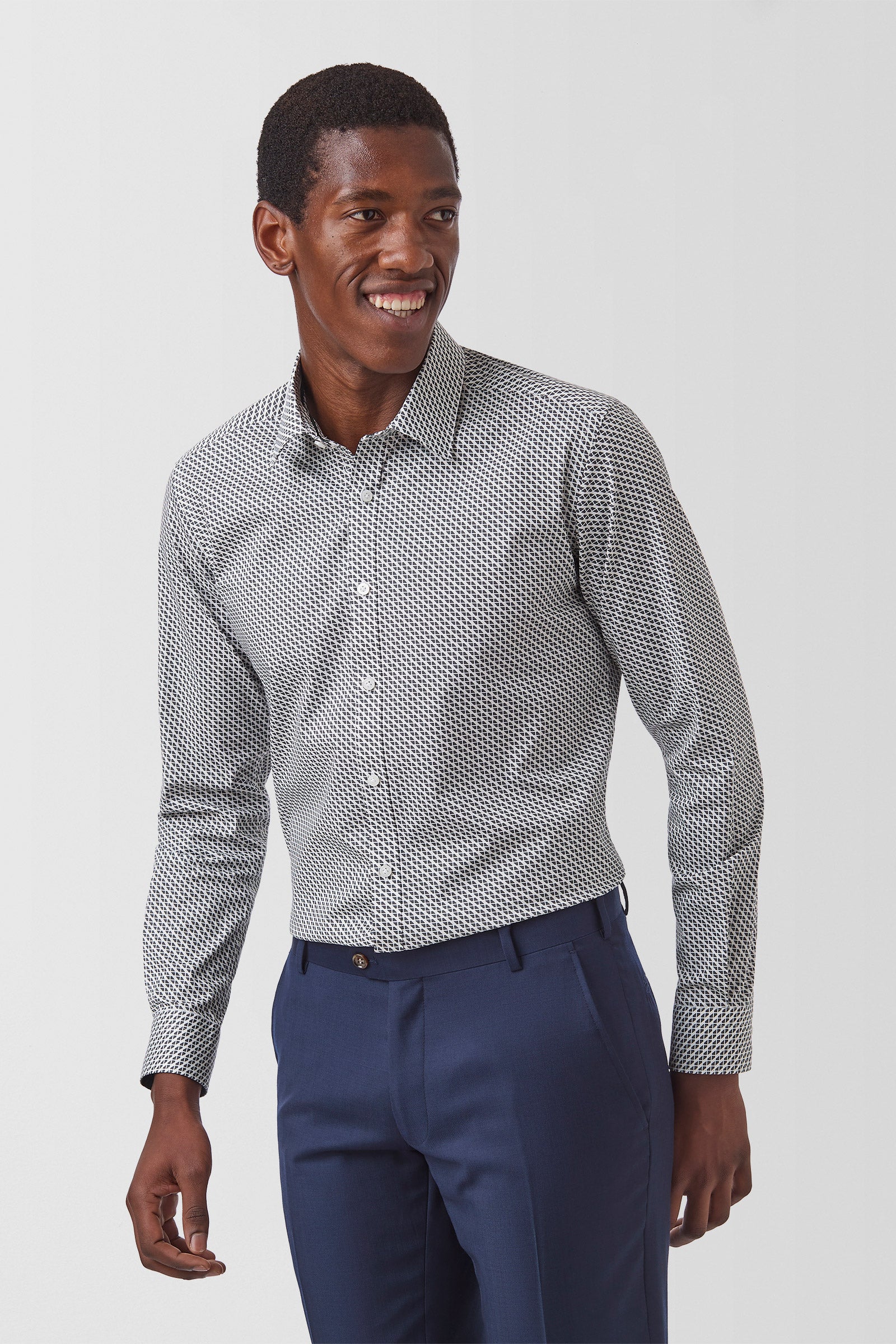 FGW662_REDOX-SHIRT_PGHW000662_MOS_2_qbftfc_1761154794