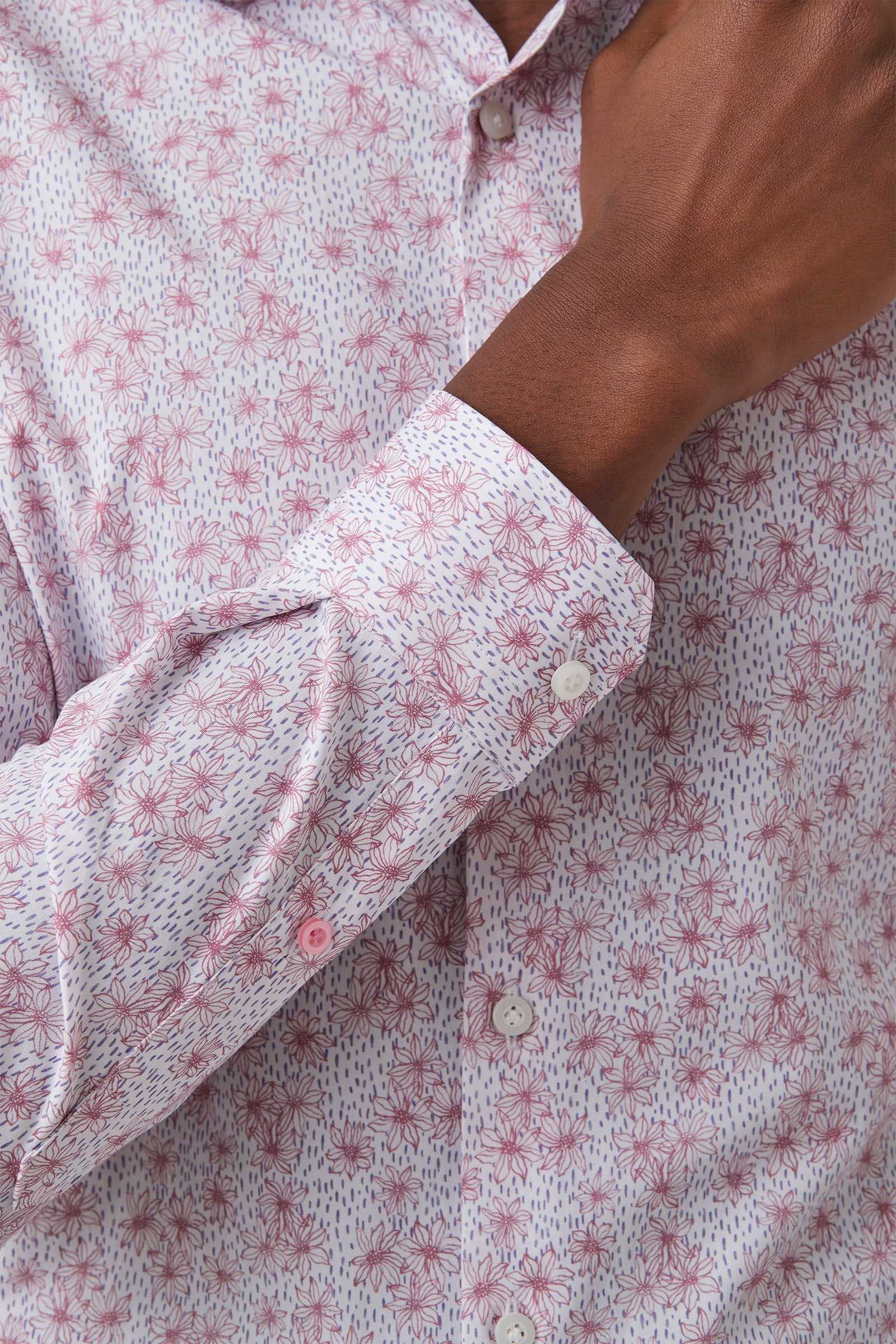 FGW665_MOTION-SHIRT_PGHW000665_WHT_4_lf9tga_1761154814