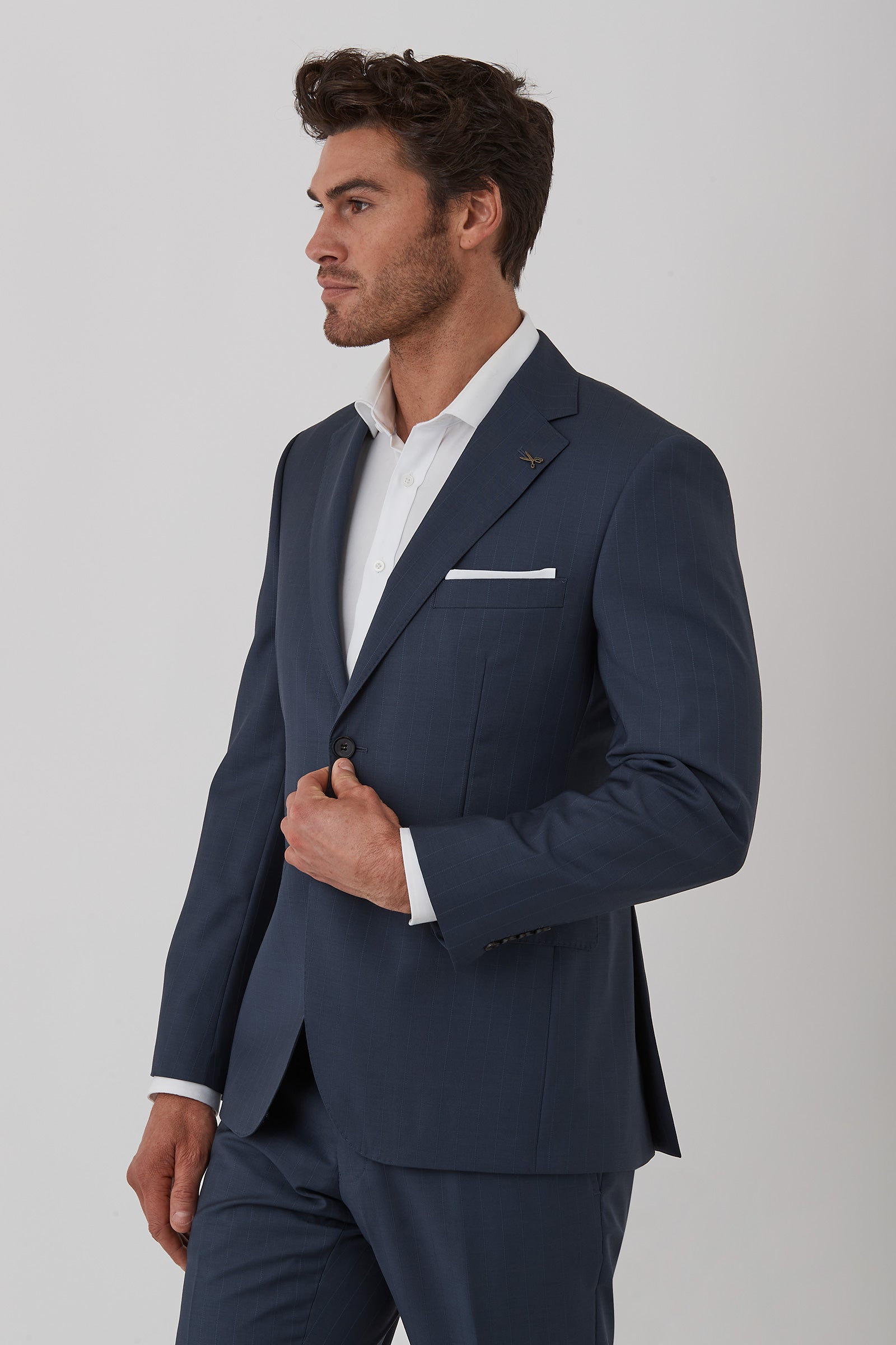 FJS827_INFORMER-JACKET_PJES0827C1_OCE_2_jirsud_1747628247