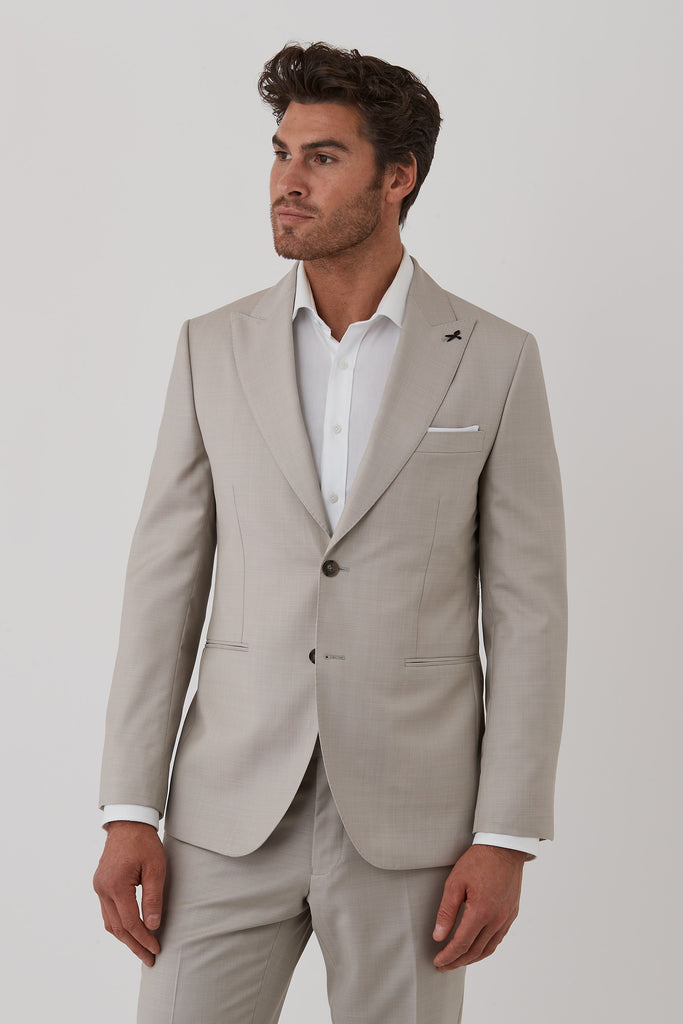 FJU892_COMPANION-JACKET_PJEU0892C1_SAN_2_vaqpko_1747628279