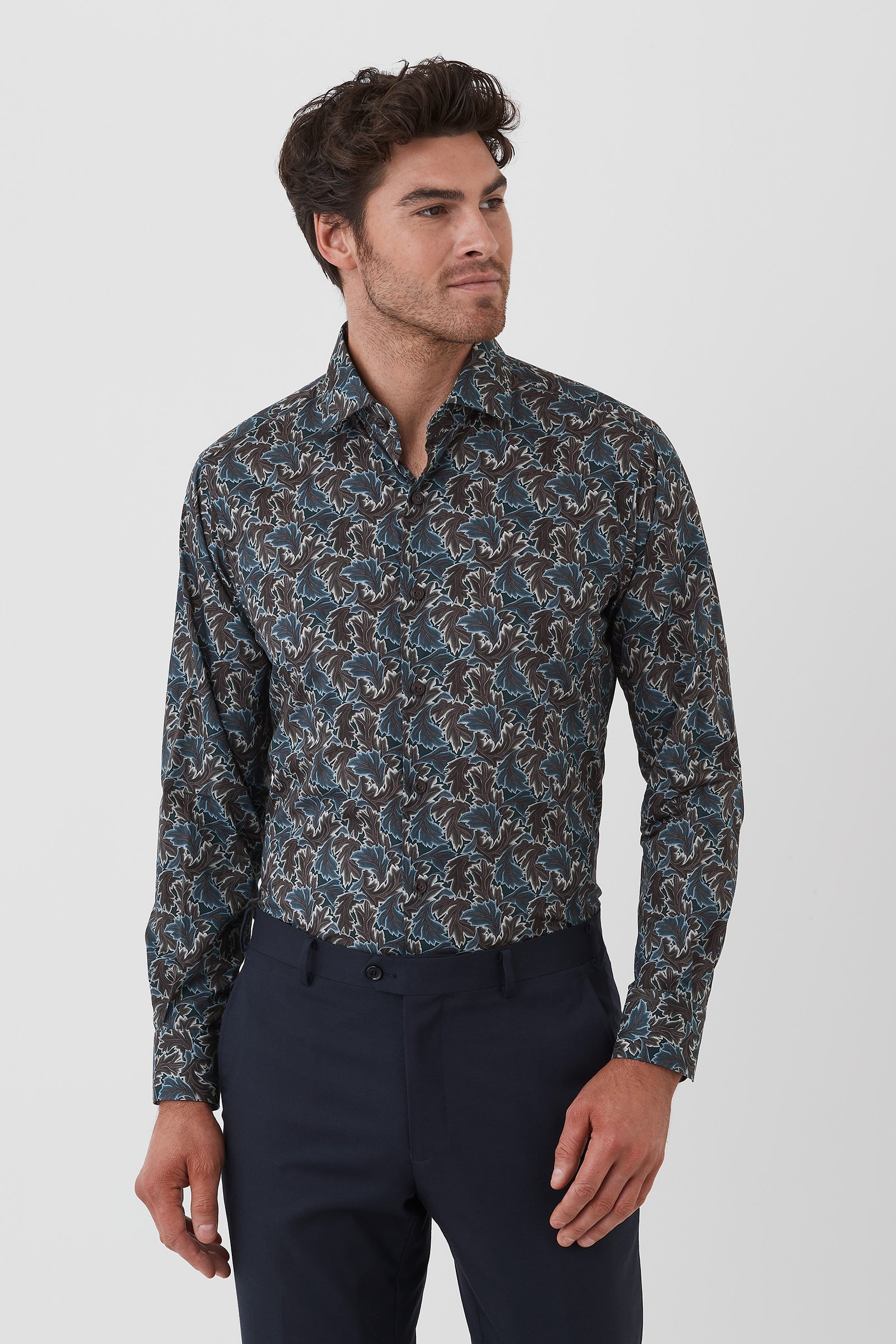 FN2501_LONDON-SHIRT_PNHU002501_PET_2_emgsck_1756058196