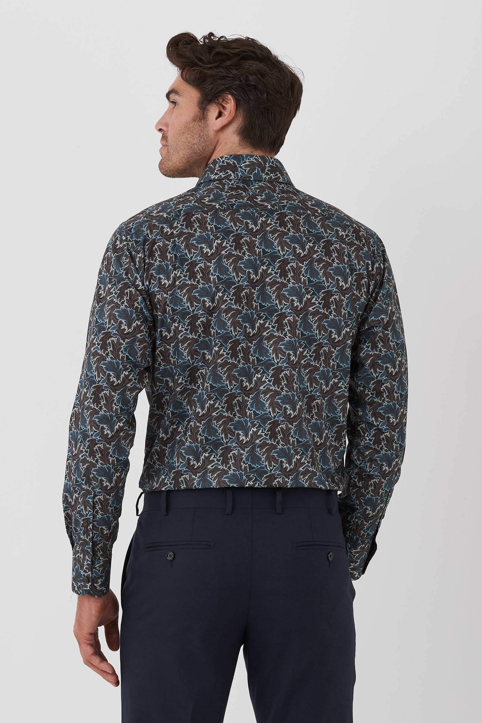 FN2501_LONDON-SHIRT_PNHU002501_PET_4_fd3v2z_1756058196