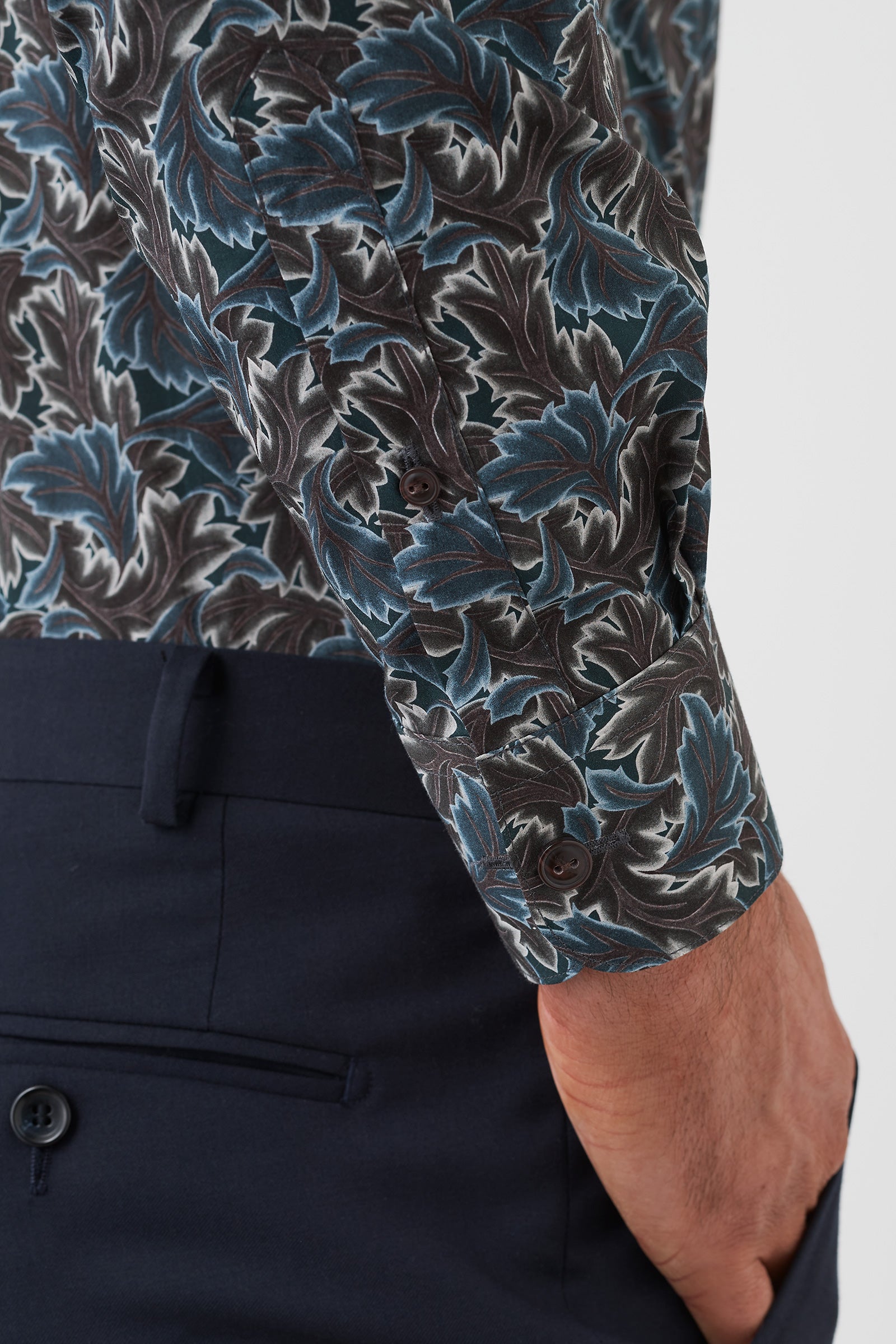 FN2501_LONDON-SHIRT_PNHU002501_PET_5_gqlgdk_1756058196