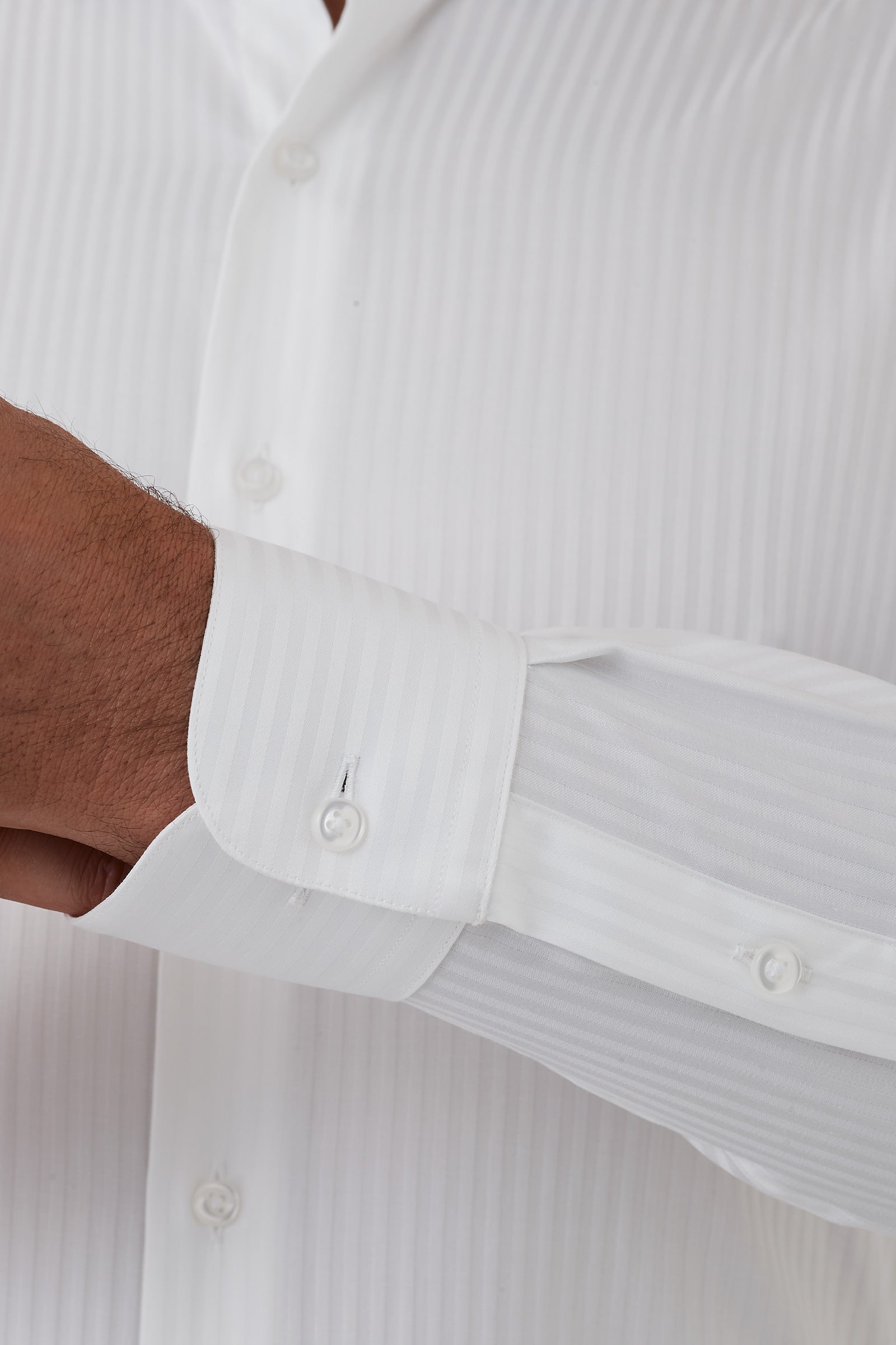 FN2510_LONDON-SHIRT_PNHU012510_WHT_5_rzshma_1756058229