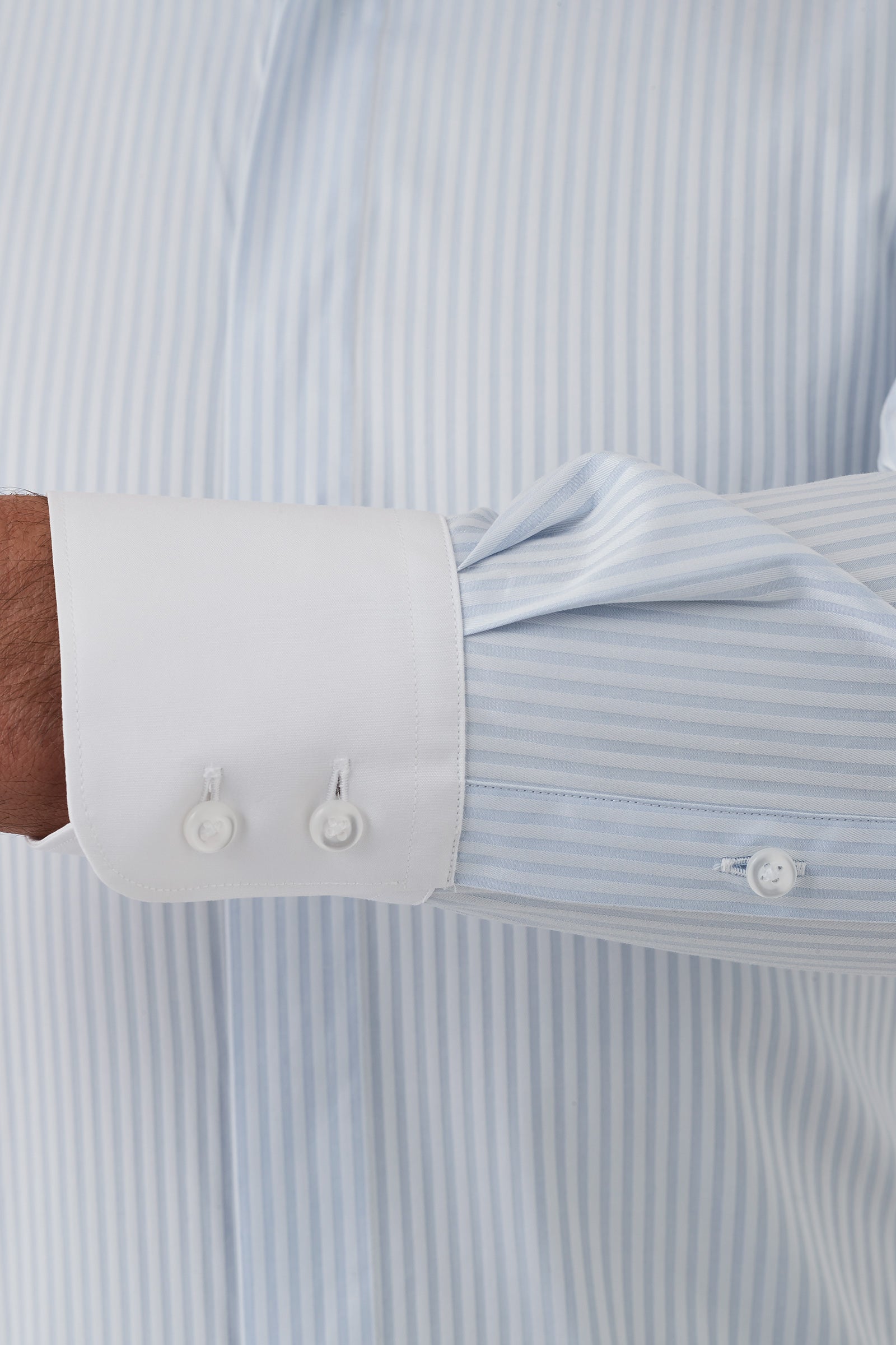 FN2510_LOTHBURY-SHIRT_PNHU002510_SKY_5_fvfhkl_1756058231