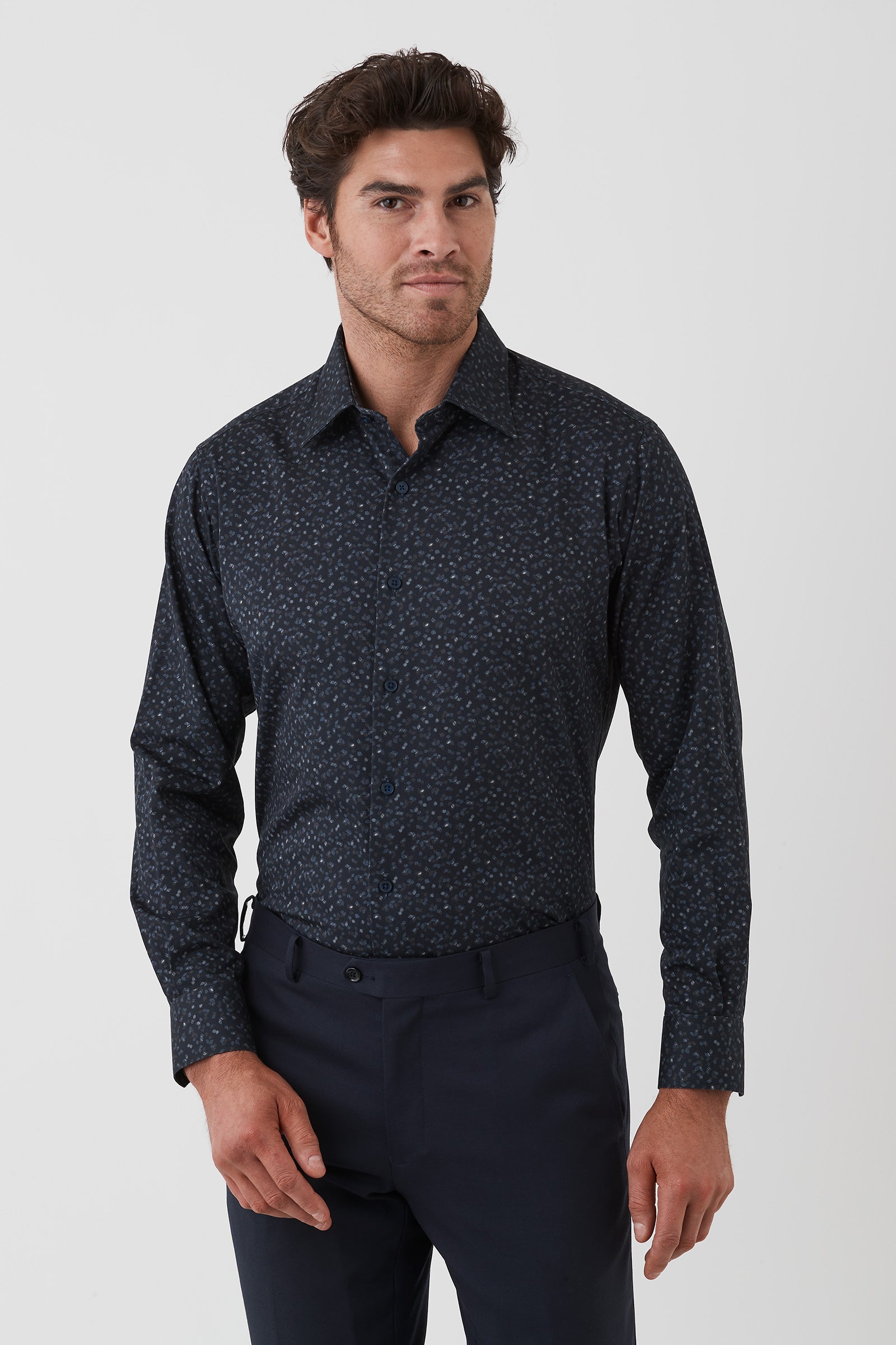 FN2518_YORK-SHIRT_PNHU002518_NVY_2_witzr6_1756058241