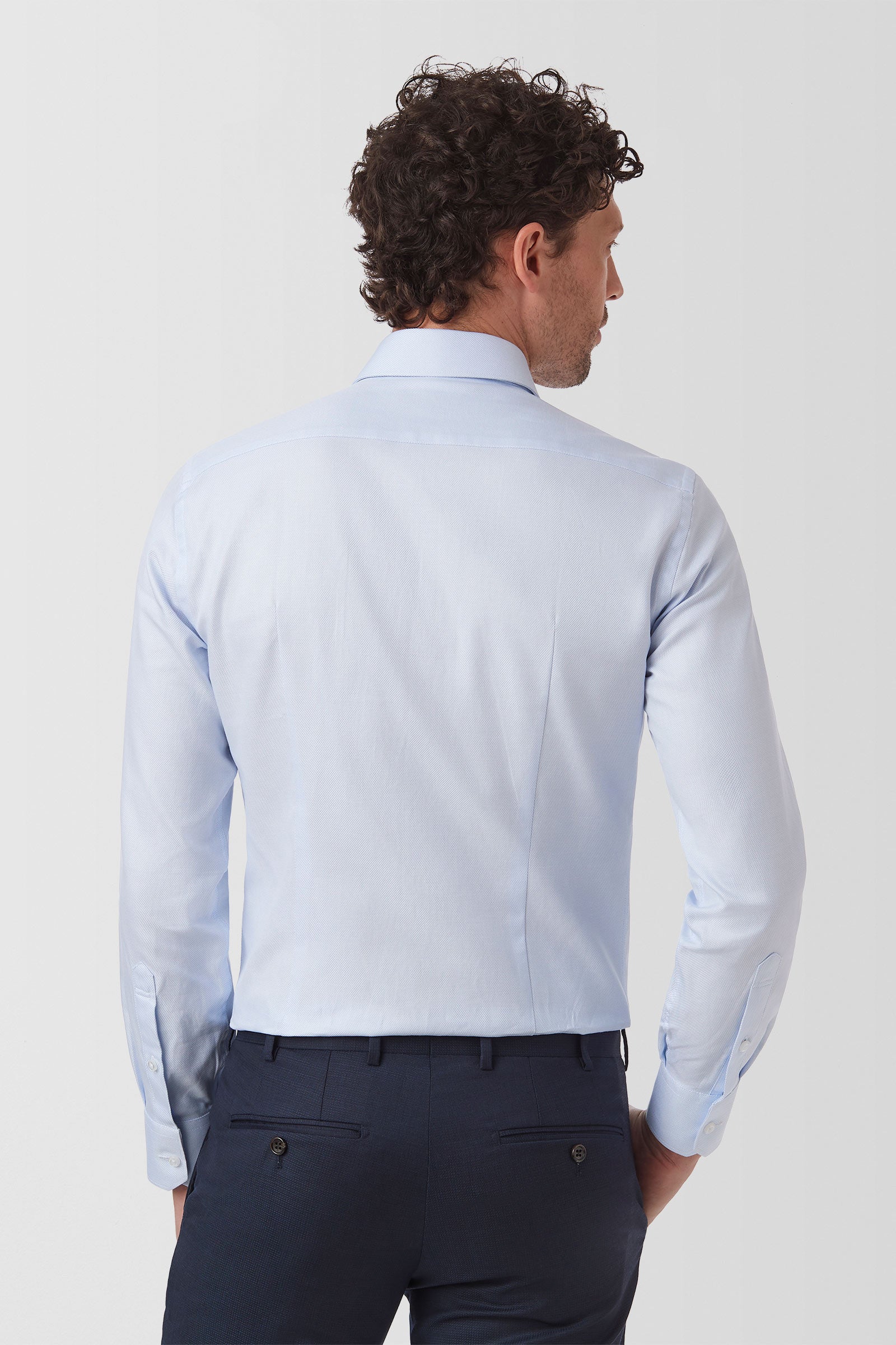 FN3006_ROMA-SHIRT_PNHV013006_SKY_3_puhofh_1768013291
