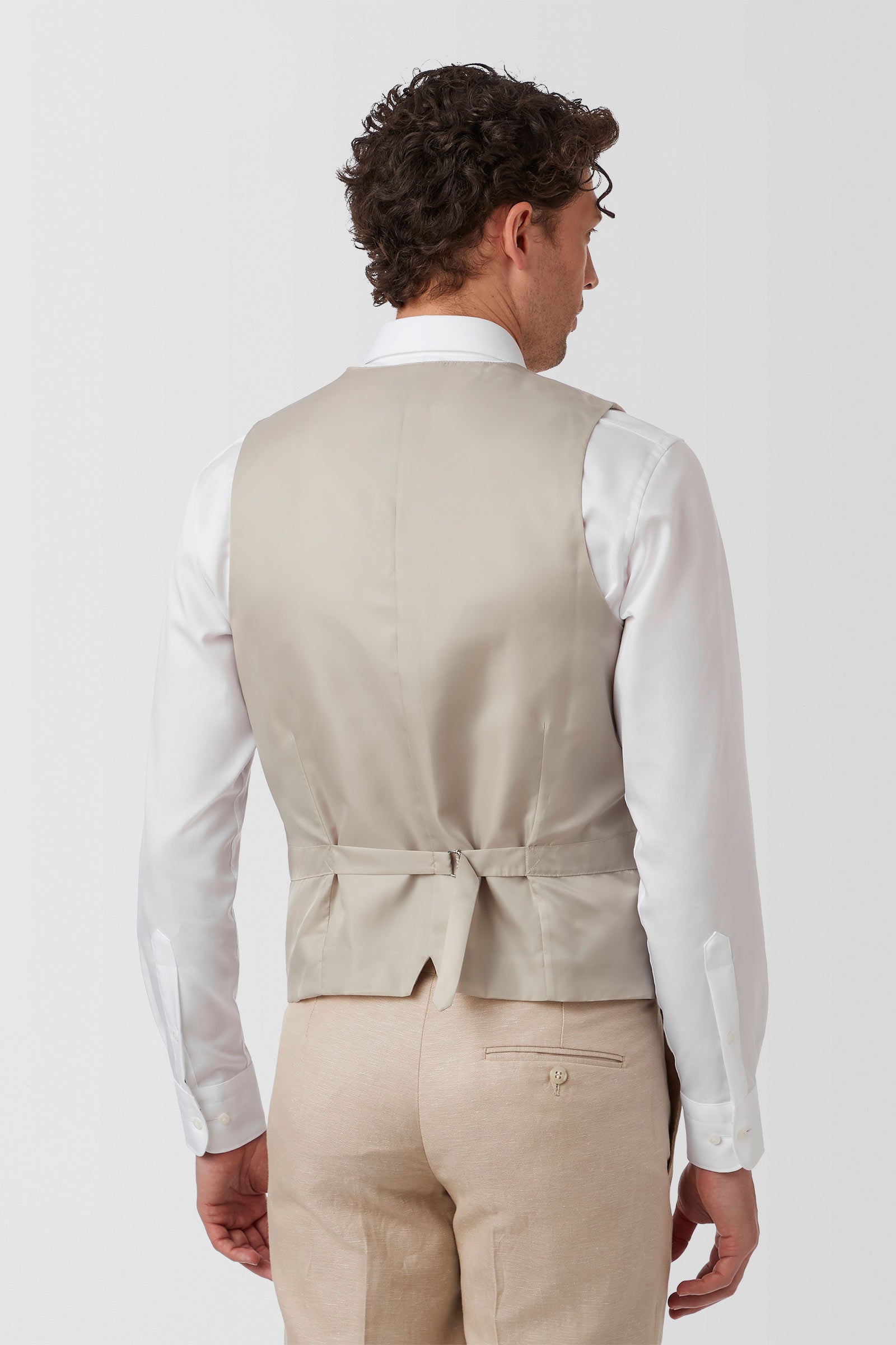 FU7019_KYLE-VEST_PUEU7019V1_SAN_3_zqvnaq_1768096041