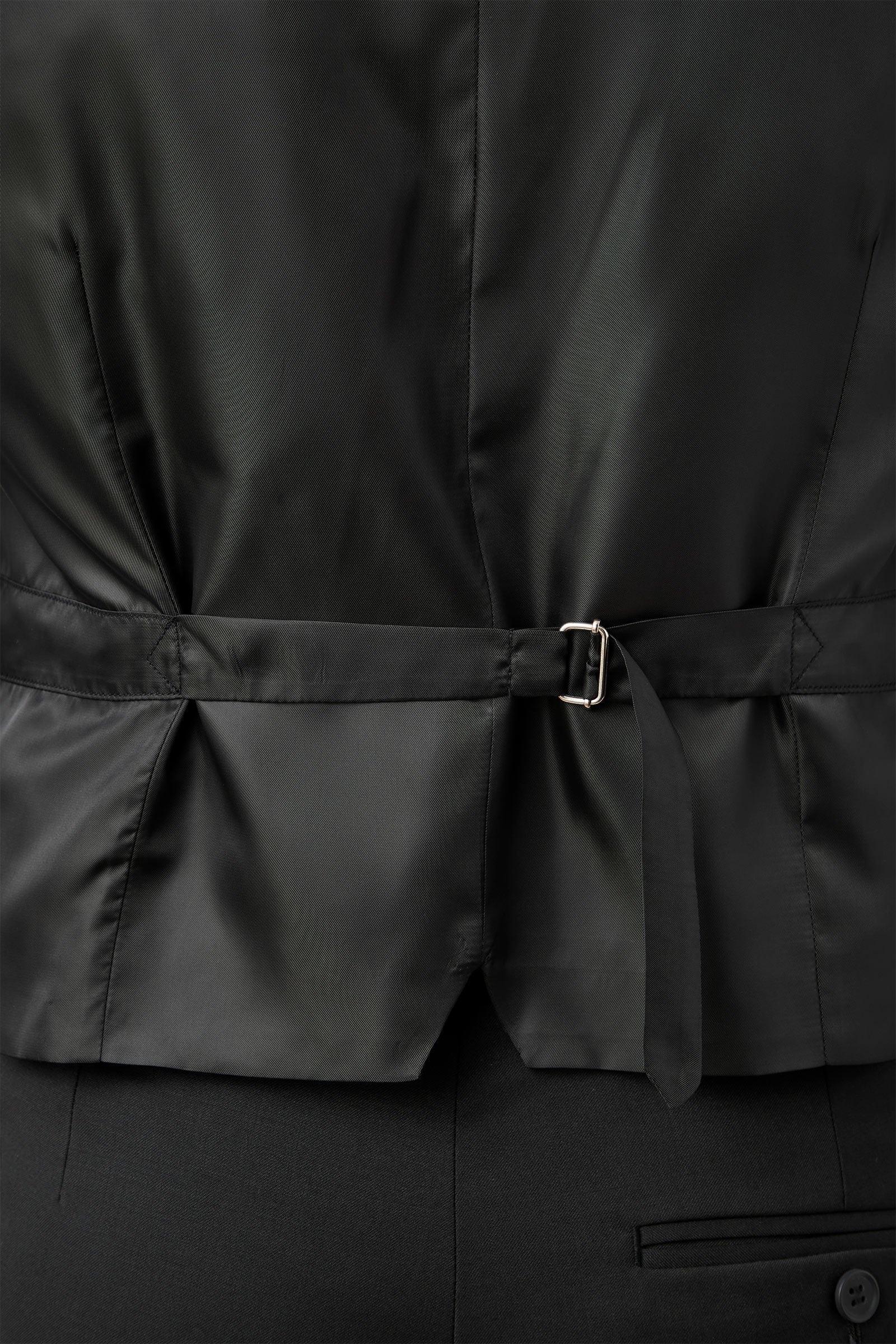 FU8002_KYLE-VEST_PUEU8002V1_BLK_4_kb39ra_1768096070