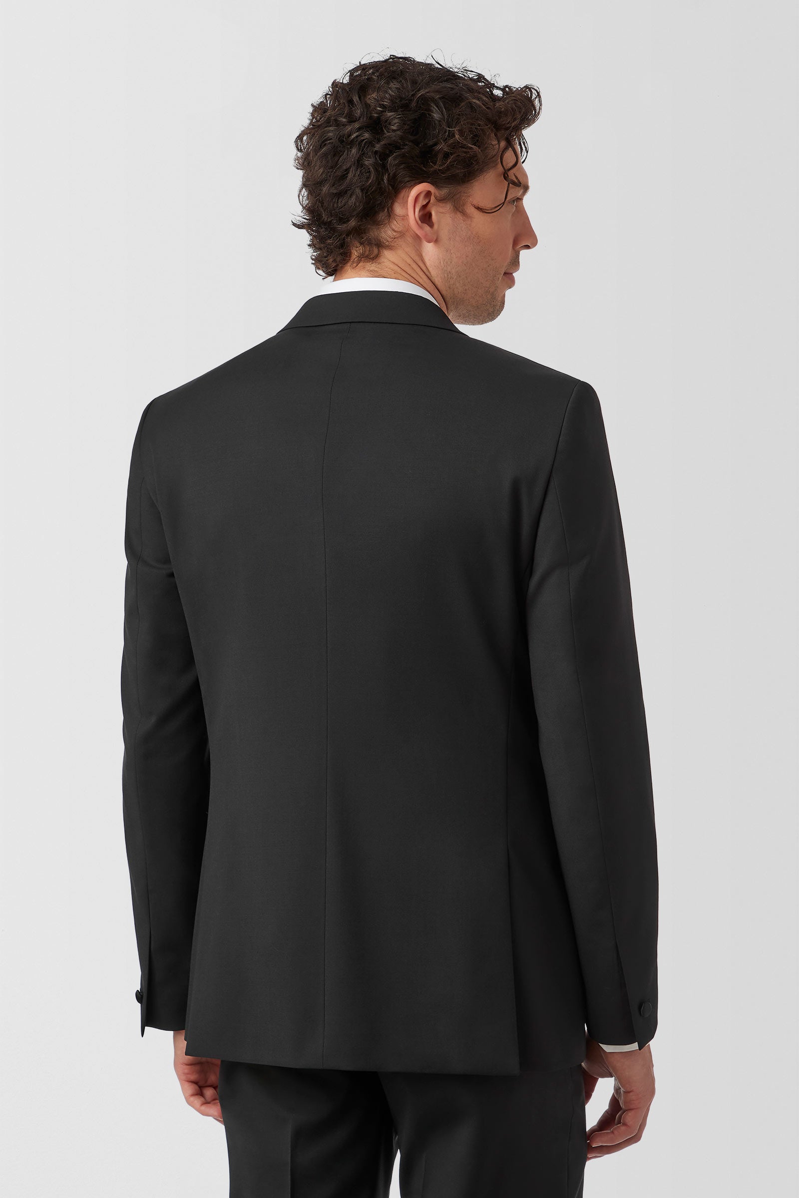 FU8002_MADDOX-JACKET_PUEU8002C2_BLK_3_mgrgdq_1768096074